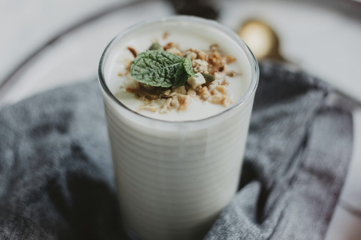 jogurtas stiklinėje